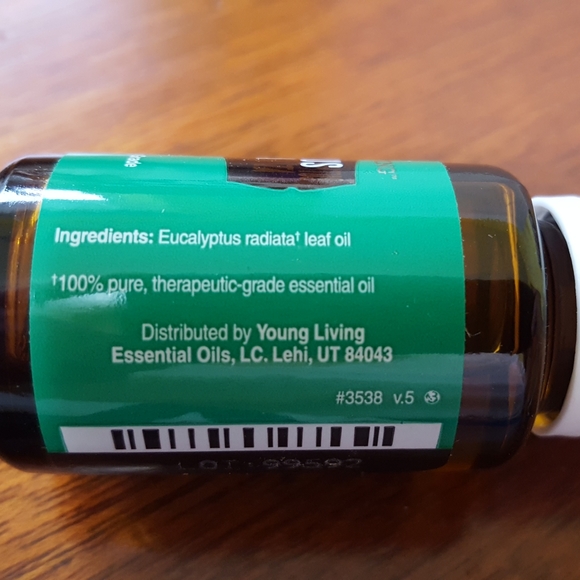 Young Living Eucalyptus Radiata Oil, 15 mL - Picture 3 of 3